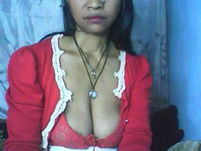 Cute0403 webcam