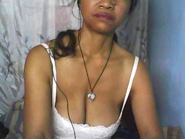 Cute0403 webcam