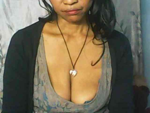 Cute0403 webcam