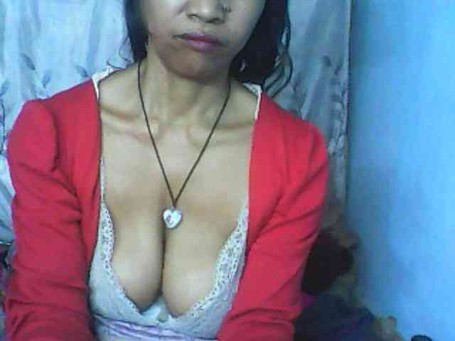 Cute0403 webcam