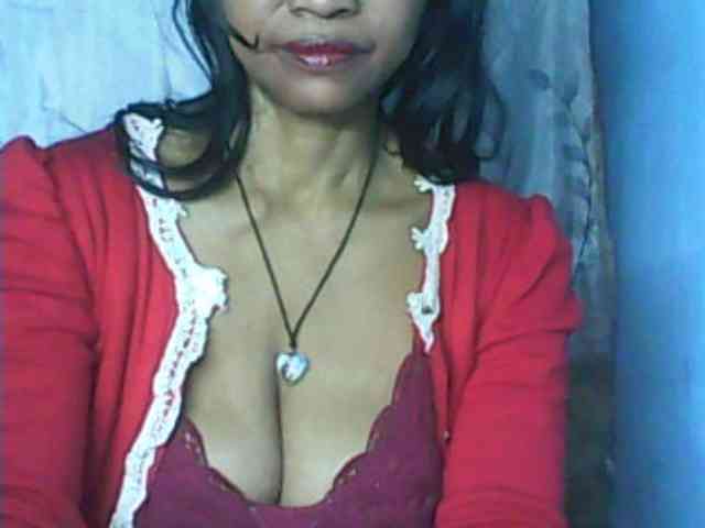 Cute0403 webcam