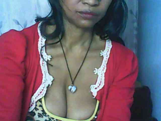 Cute0403 webcam