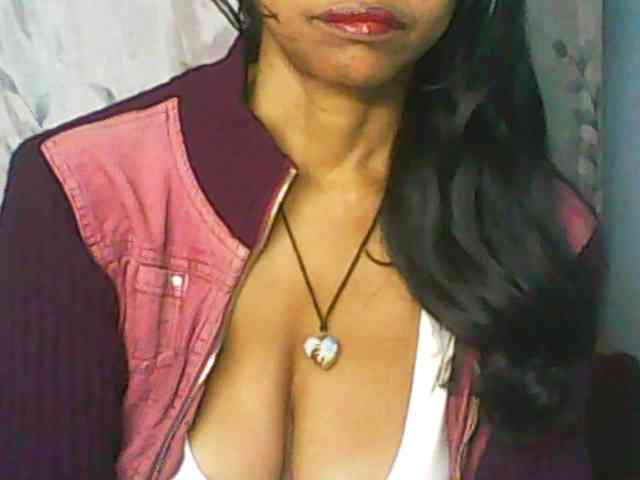 Cute0403 webcam