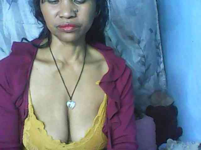 Cute0403 webcam