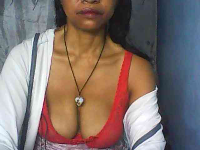 Cute0403 webcam