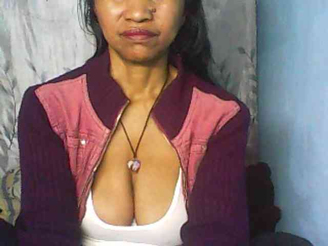 Cute0403 webcam