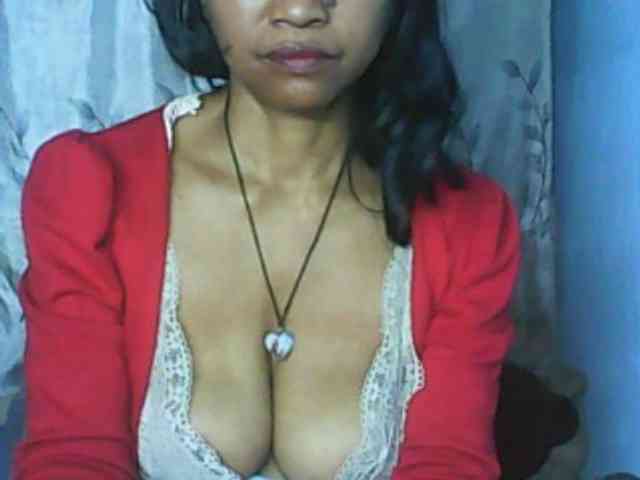 Cute0403 webcam