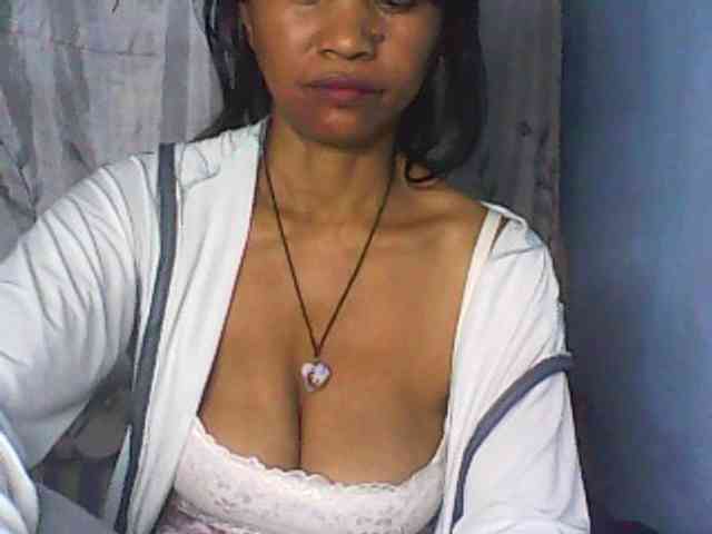 Cute0403 webcam