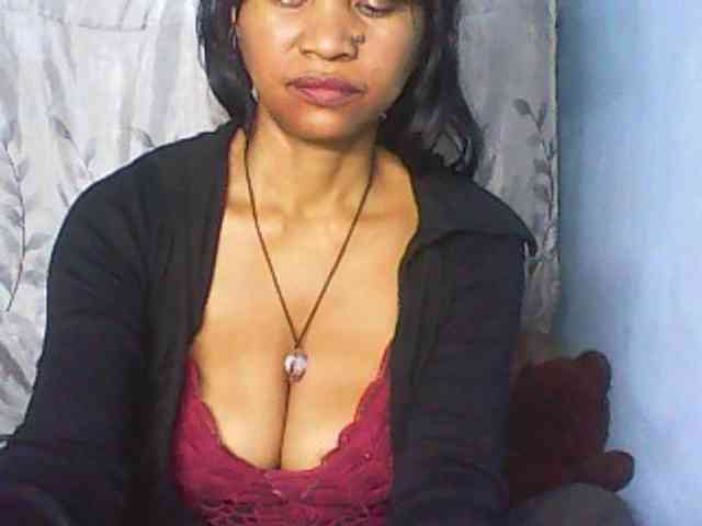 Cute0403 webcam