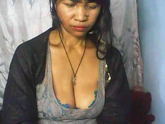Cute0403 webcam