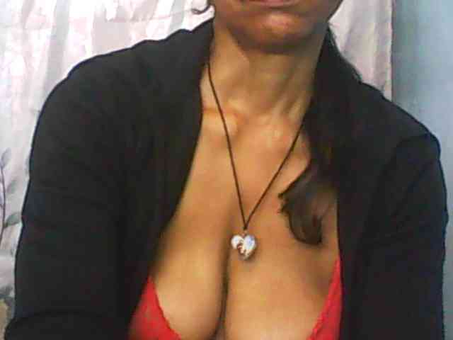 Cute0403 webcam