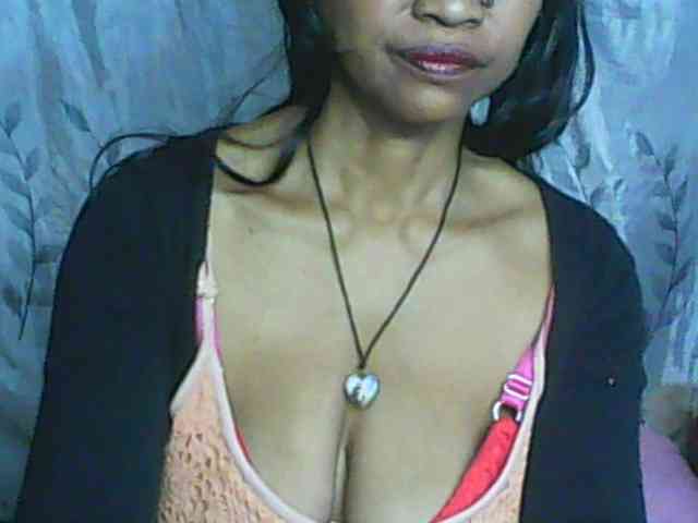 Cute0403 webcam
