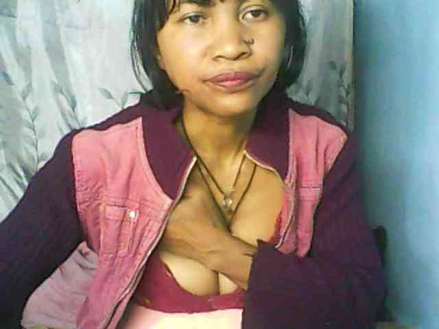 Cute0403 webcam