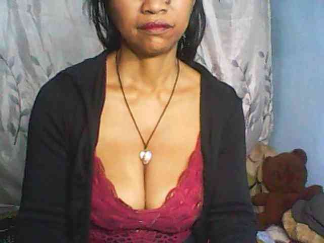 Cute0403 webcam