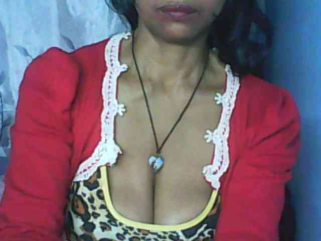 Cute0403 webcam