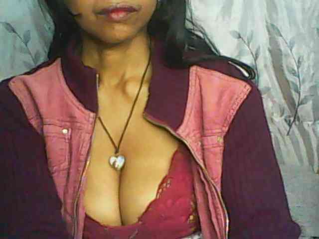 Cute0403 webcam
