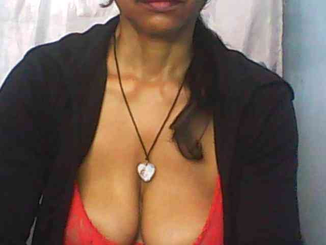 Cute0403 webcam