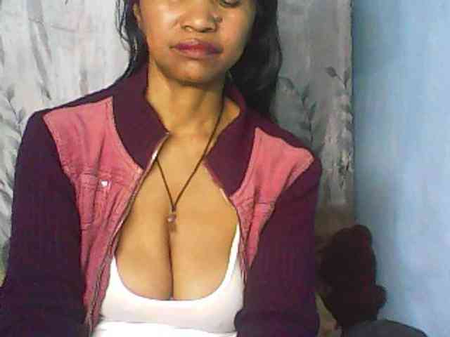 Cute0403 webcam