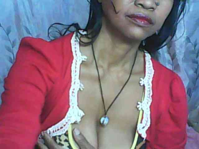 Cute0403 webcam