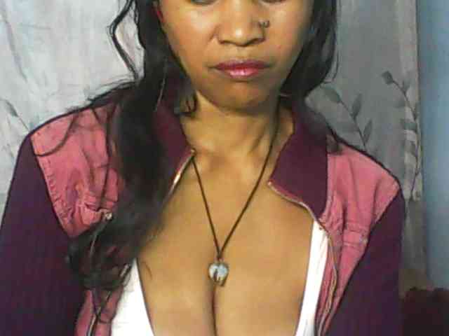 Cute0403 webcam