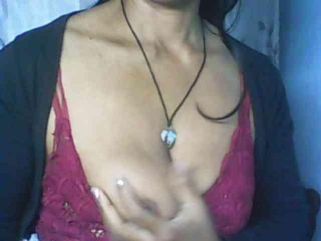 Cute0403 webcam