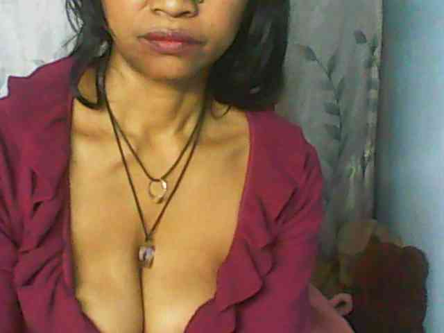 Cute0403 webcam