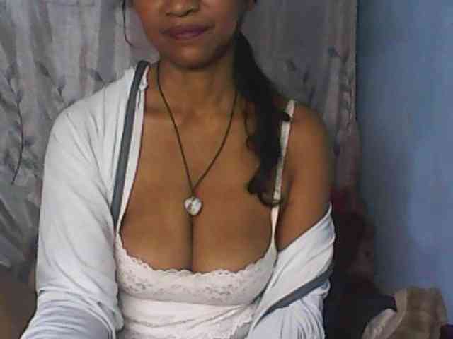 Cute0403 webcam
