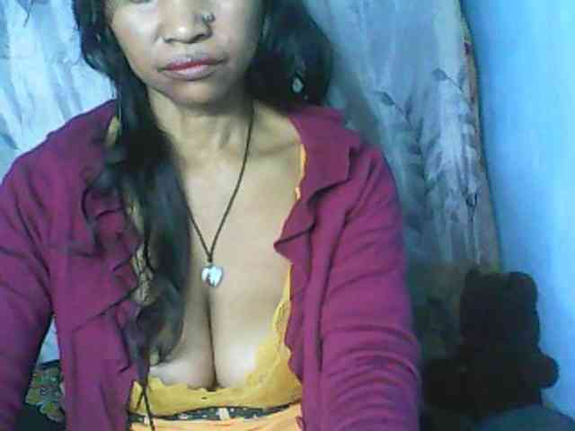 Cute0403 webcam