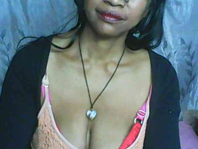 Cute0403 webcam