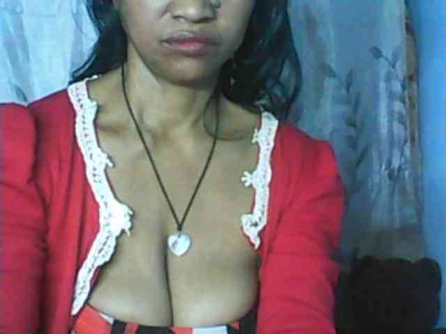 Cute0403 webcam