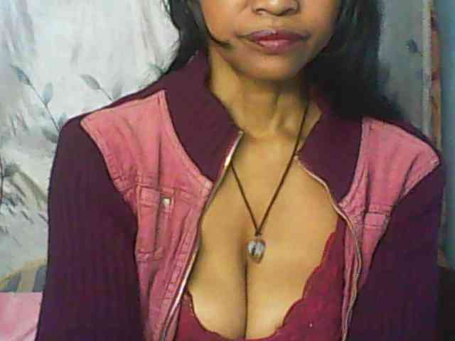 Cute0403 webcam