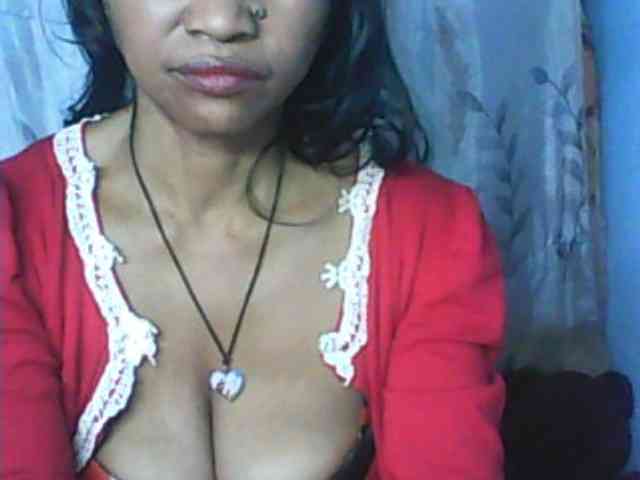 Cute0403 webcam