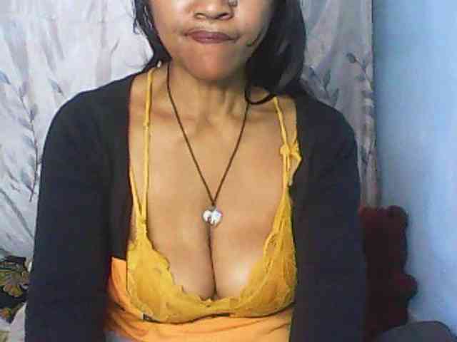 Cute0403 webcam