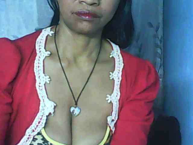 Cute0403 webcam