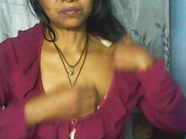 Cute0403 webcam