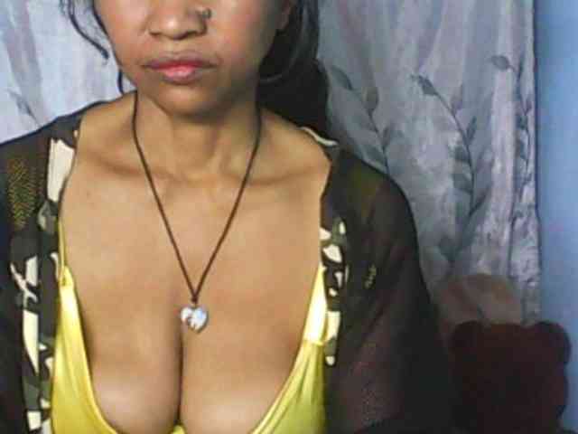 Cute0403 webcam