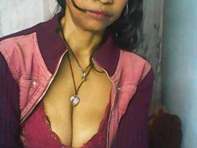 Cute0403 webcam