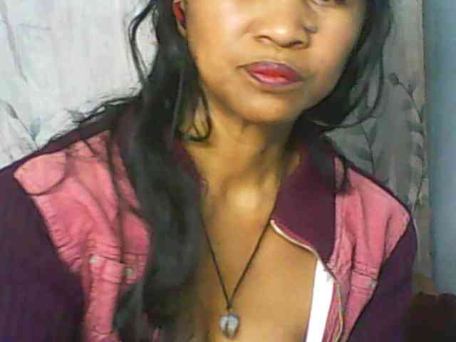 Cute0403 webcam