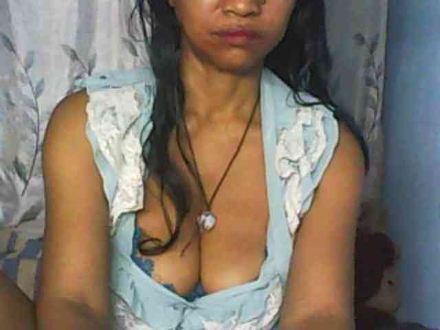 Cute0403 webcam