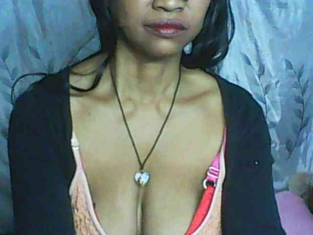 Cute0403 webcam