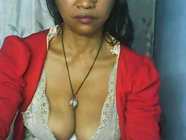 Cute0403 webcam