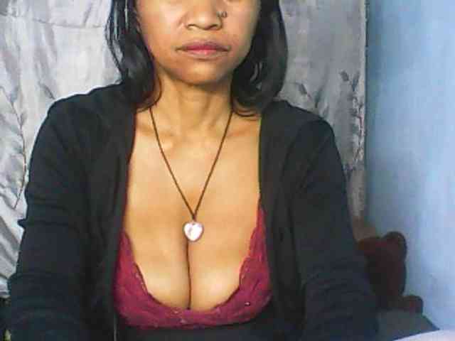 Cute0403 webcam
