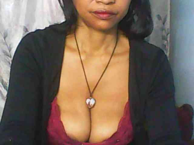 Cute0403 webcam