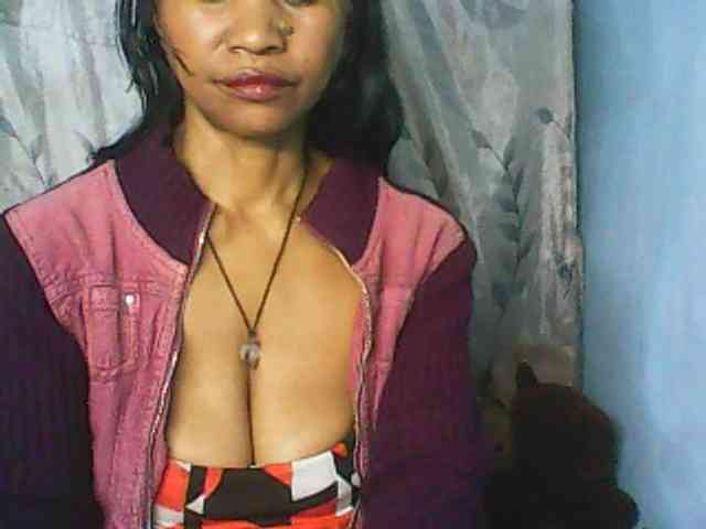 Cute0403 webcam