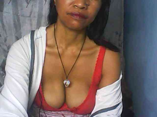 Cute0403 webcam