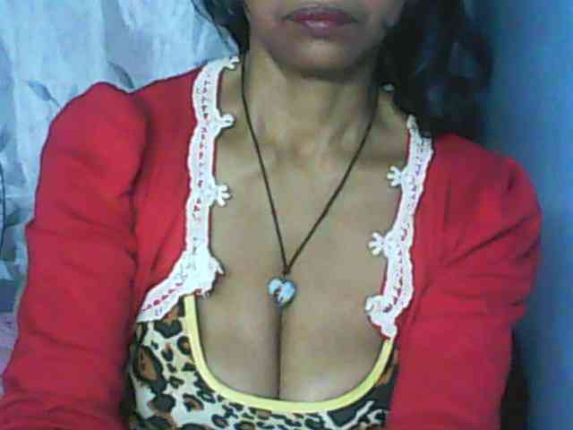 Cute0403 webcam