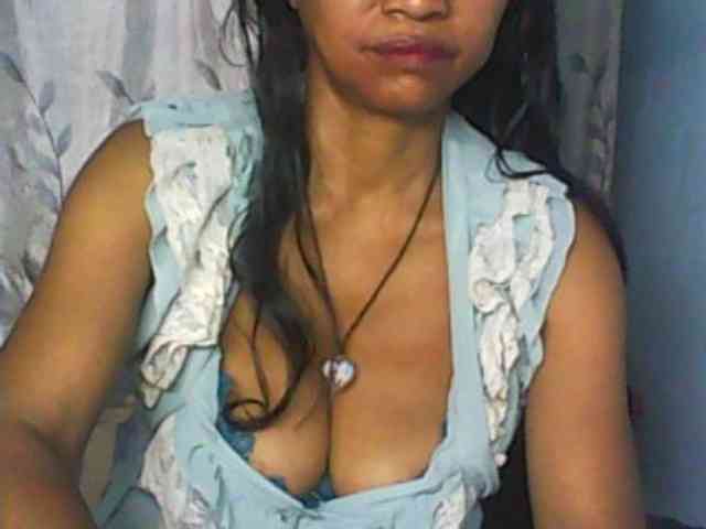 Cute0403 webcam