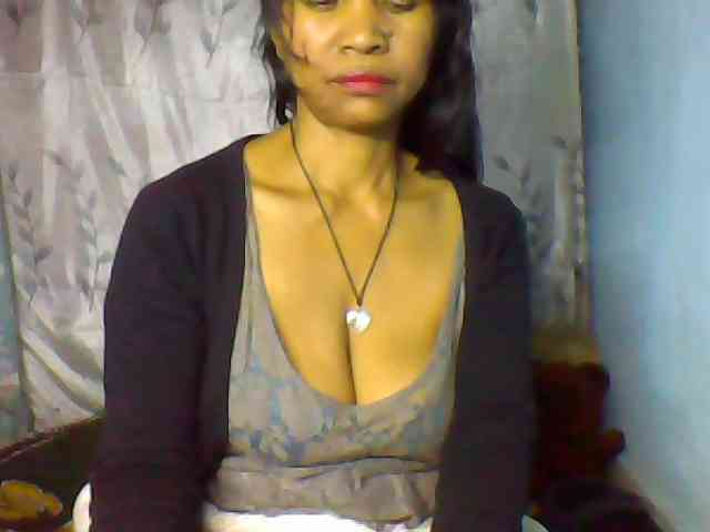 Cute0403 webcam