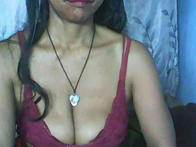 Cute0403 webcam