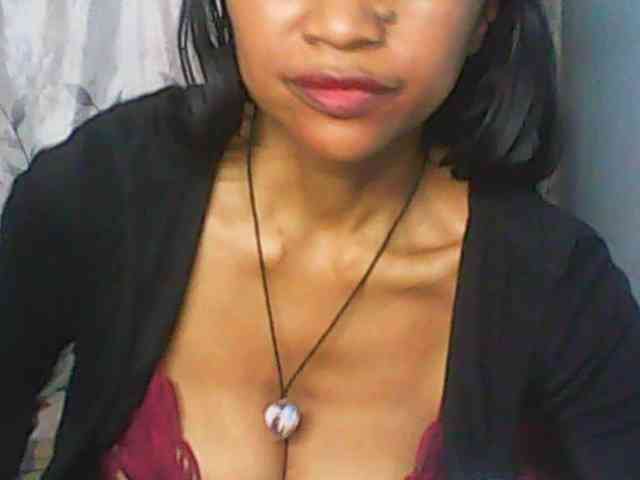Cute0403 webcam